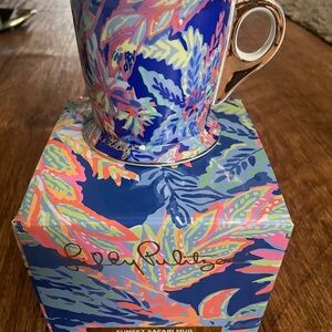 Lilly Pulitzer Pink, Blue & Green Tropical Floral Mug New in Box